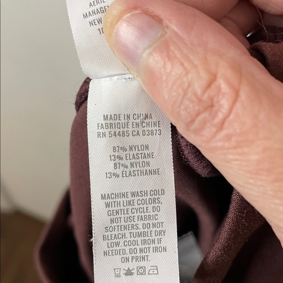 Offline by Aerie Real Me Flare Hi-Rise Chocolate Leggings Size Medium - Picture 12 of 12